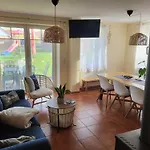 Privatunterkunft Familienhof Miller Gaarzerhof