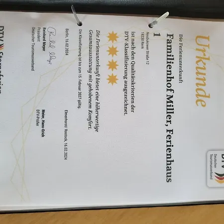 Privatunterkunft Familienhof Miller Gaarzerhof
